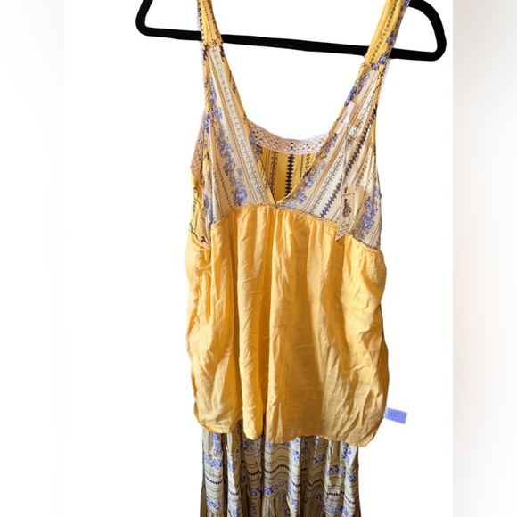 Easel large French yellow and lavender maxi sundress with pockets.crochet lace - Picture 14 of 15